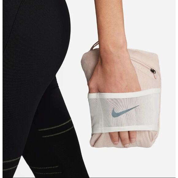 NWT Nike Storm-Fit ADV Run Division Running Jacket Women's Size L (DD6419-601) - Picture 4 of 12